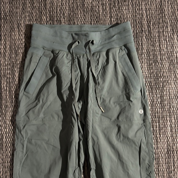 Lululemon Dance Studio Mid-Rise Full Length Pant *unlined - Picture 3 of 8